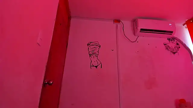 Živý XXX chat Emily_Coper18