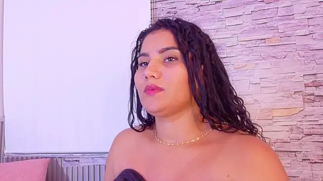 Онлайн чат XXX liz_monserrat_1