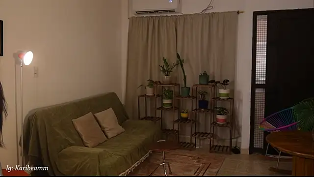 Karibeam's Live XXX Chat