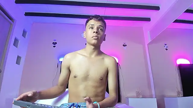 Xavier_Fox___ Live XXX-Chat