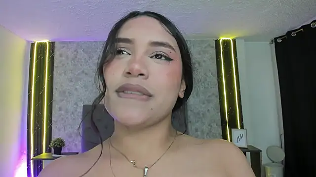 Chat XXX ao vivo de GiannaSlimJB