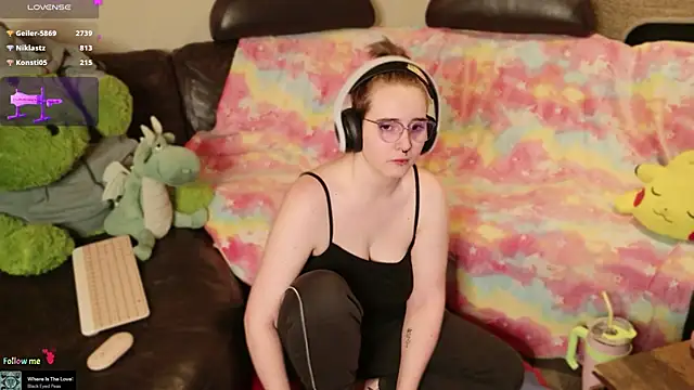 GamerGirl_Eve: онлайн-секс-чат