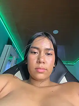 ALANAH_KITTY 现场XXX聊天