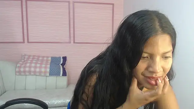 Онлайн чат XXX emily_smith_t