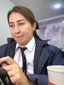 _Susy-Office1's Live XXX Chat