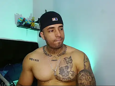 ragnar_phoenix's Live XXX Chat