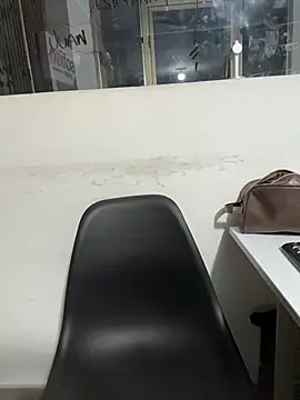 Antonella_Julieta Show in webcam