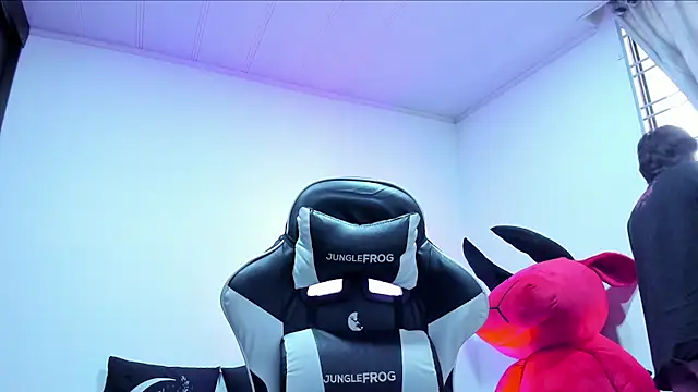 Yourgoddessbab3 Adlı Modelin Canlı XXX Sohbeti