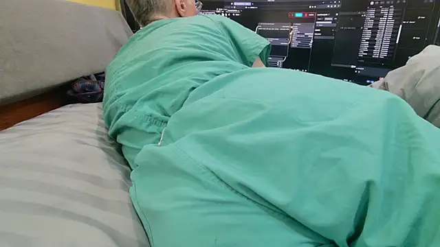 Lacht_Liden's Live XXX Chat