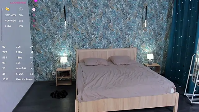 OdellaFrake's Live XXX Chat