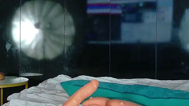 Chat XXX en directo de MidnightMuse3