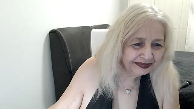 SusiLifeXXX 网络视讯表演