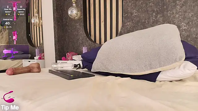 Chatroom XXX en direct de salome-gh