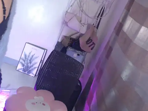 lovely_bunnyy Pertunjukan Webcam