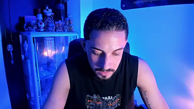 clark_kent_ 在線直播表演