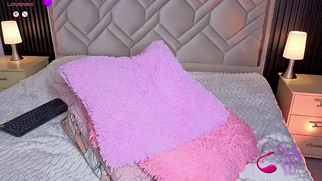 MiaaFarrel: онлайн-секс-чат