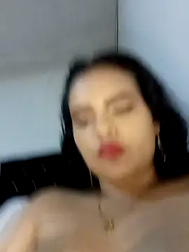 Emily_Rouse23: απευθείας συνομιλία ΧΧΧ