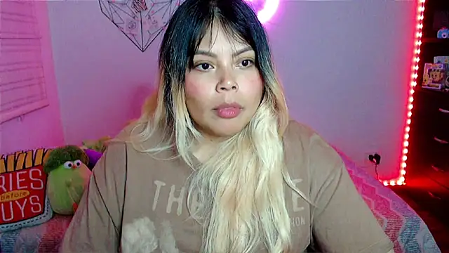 EllieMoonX's Live XXX Chat