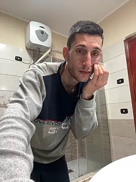 Gionnytav Webcam show