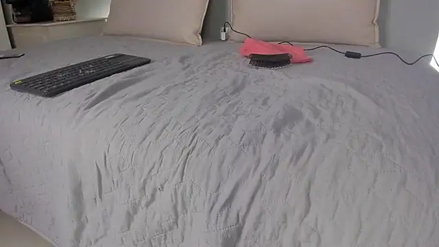 CannelaSmith live XXX chat