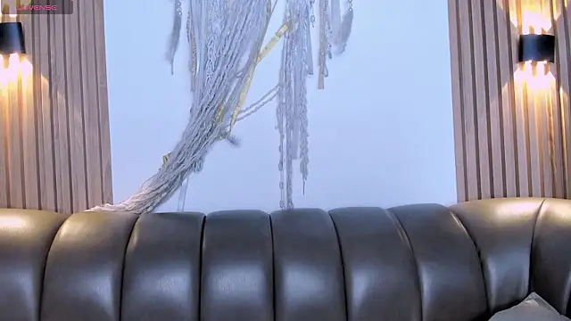 Salma_Haleem Chat XXX in diretta