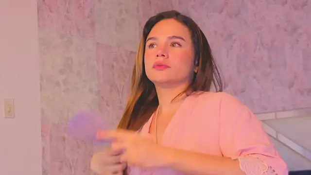 april_summer_ live XXX chat