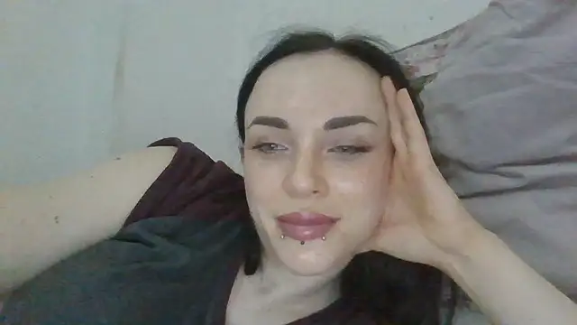 Trinsy_Love 即時 XXX 聊天