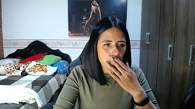 Czat XXX na żywo – sharoon_cheerry