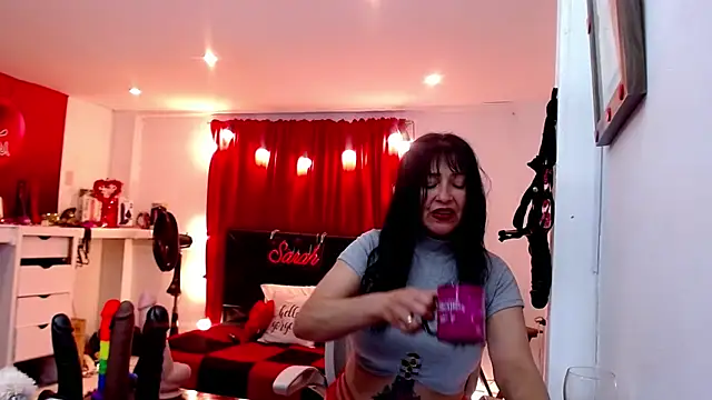 Sarah_teikuのライブXXXチャット