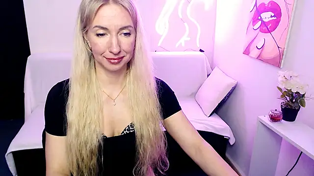 Chatroom XXX en direct de Cute_Smile_Shy