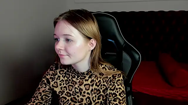 ElinaVale – Naživo XXX chat