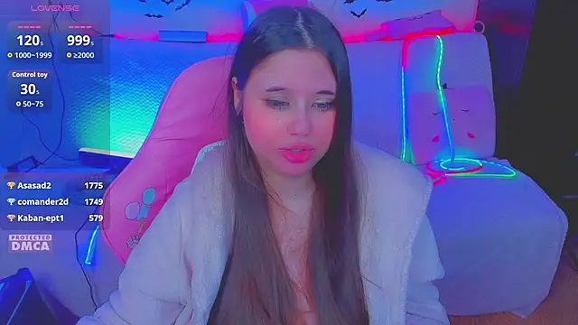 Show modela Lolisuccub na web-kameri