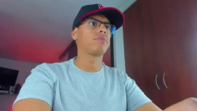 แชท XXX สดของ _John_Boy_