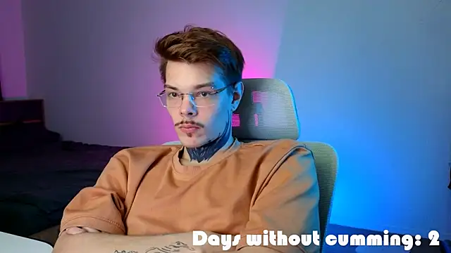 DENIS_HERE Adlı Modelin Web Kamerası Şovu