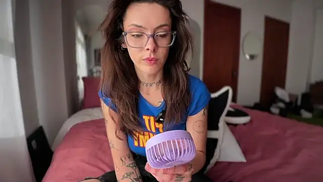 Živý XXX chat GennaJames