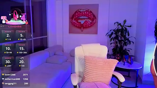 GIAglowing: онлайн-секс-чат