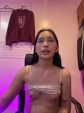 goddess_athena69 Adlı Modelin Web Kamerası Şovu