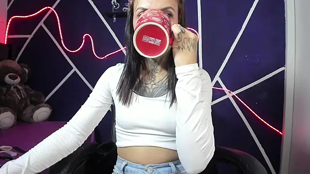 Chat XXX ao vivo de kathlyn_69