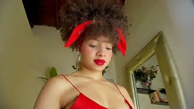 sofia_kay: онлайн-секс-чат