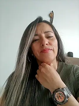 Chat XXX ao vivo de Naomi-sm-