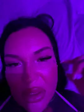 _MelinaCurves_ Live XXX-Chat