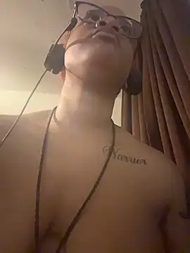 Czat XXX na żywo – nickytheehawtie