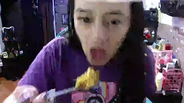 AngelaQueen_のライブXXXチャット