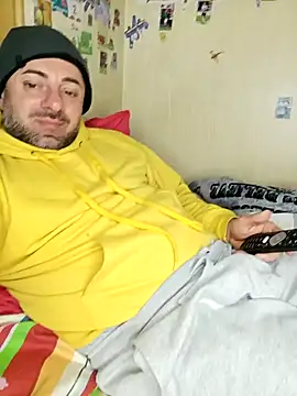 toro23xxxl Adlı Modelin Canlı XXX Sohbeti