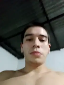 Mrdetonador 即時 XXX 聊天