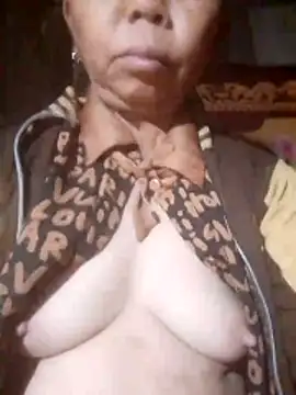 VangLe73's Webcam Show