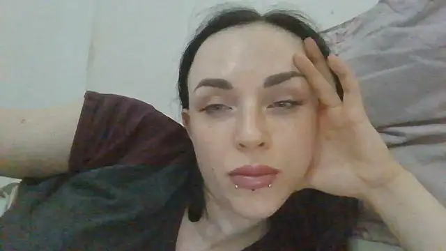 Trinsy_Love's Live XXX Chat