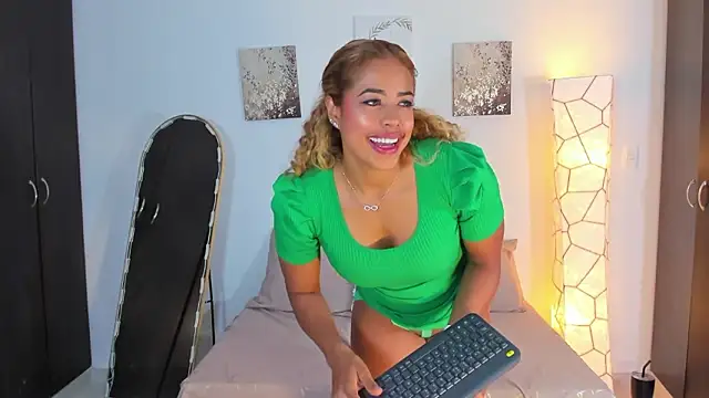 Show de SarahCinnamon- na webcam