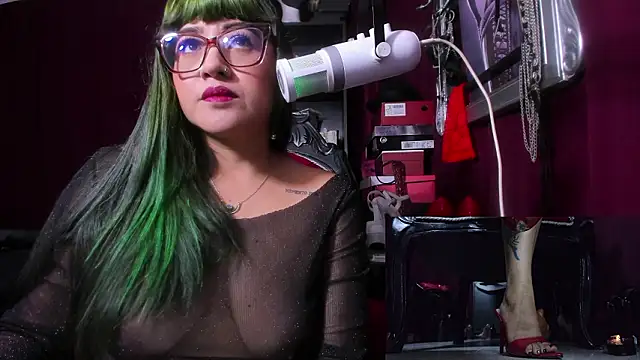 دردشة MeGoddesSara الجنسية المباشرة