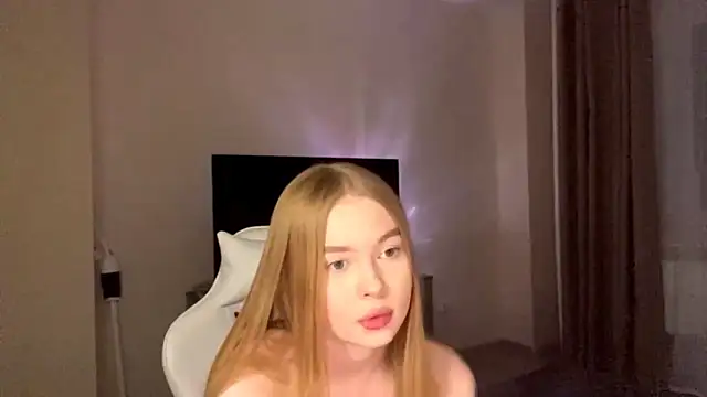 LumiSun Adlı Modelin Canlı XXX Sohbeti